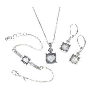 Avon birthstone clear stone set